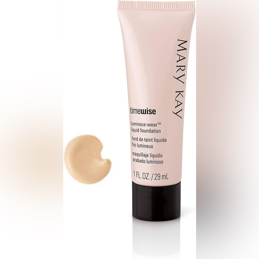 Mary Kay TimeWise Luminous Wear Liquid Foundation Ivory 6 NIB